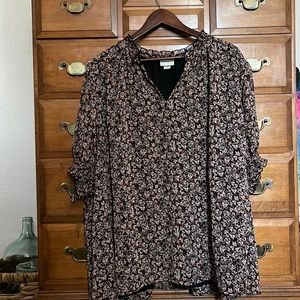 Ava & Viv Blouse 4x Floral Pattern Fall/Autumn Oversized professional blouse